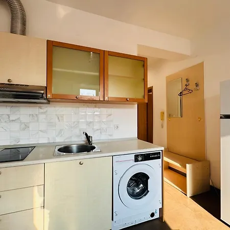 Sunny House 102 One Bedroom * Слънчев бряг