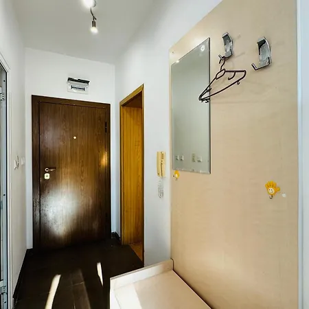 Апартамент Sunny House 102 One Bedroom Слънчев бряг