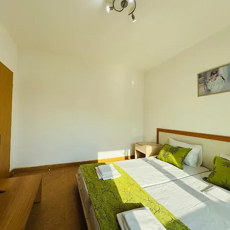 Sunny House 102 One Bedroom Слънчев бряг