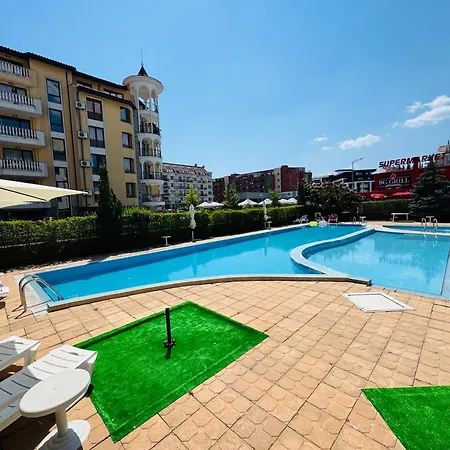 Sunny House 102 One Bedroom Апартамент